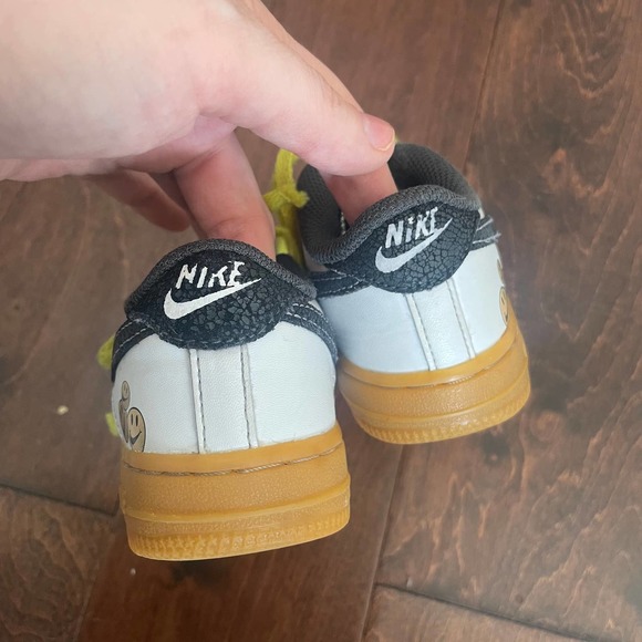 Nike Force 1 LV8 "Smile" Toddler Boys' Shoes size 9C - Picture 4 of 11
